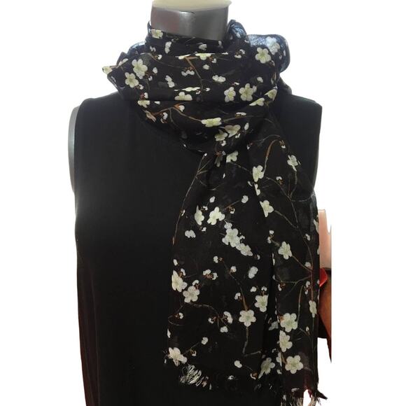 NWT "In Bloom" Scarf by Onam, Beautiful Floral Scarf Made From Bamboo Rayon - Picture 1 of 4